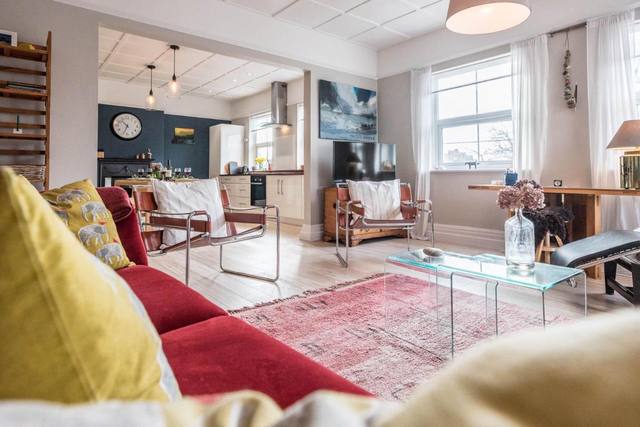 3 St Nicholas Court, *