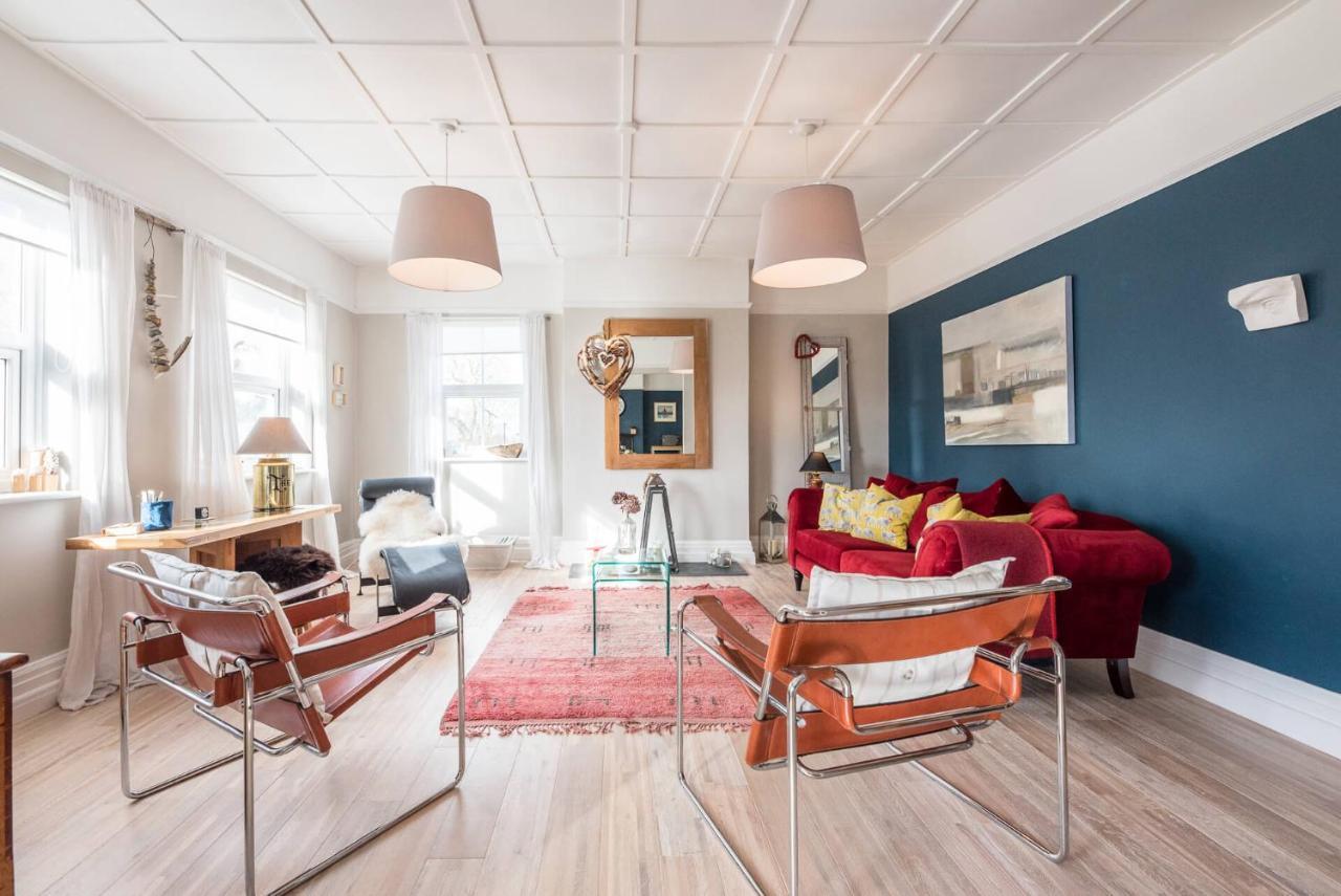 3 St Nicholas Court, Apartment